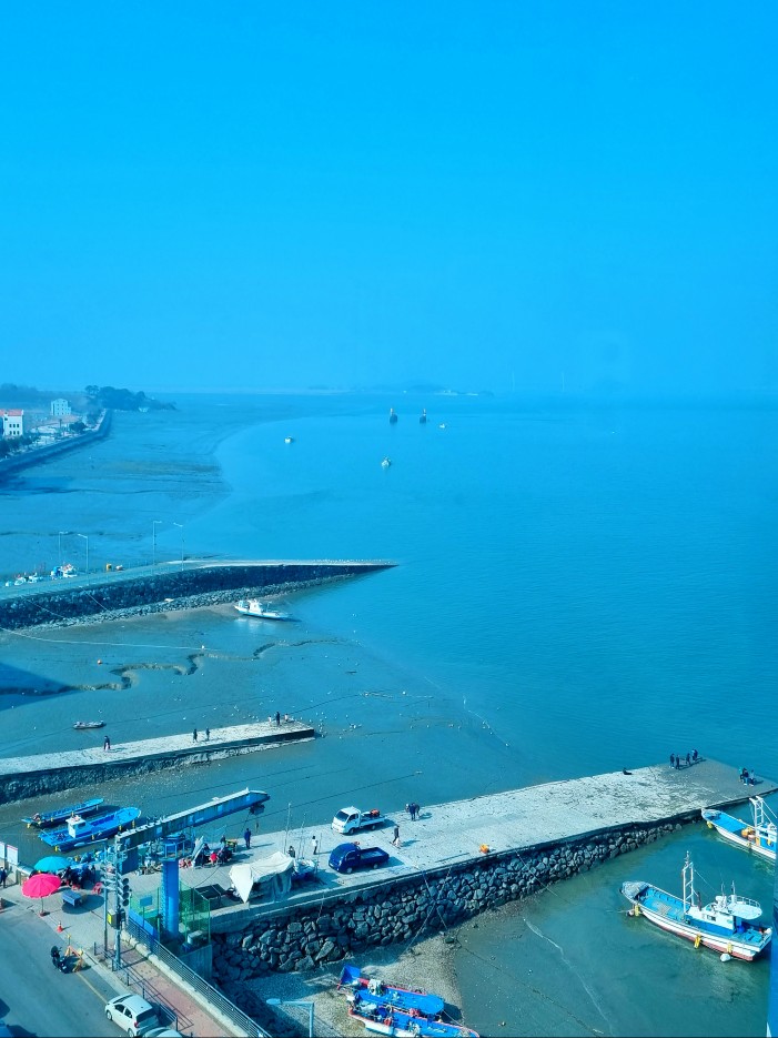 인천 영종도가볼만한 곳: 구읍뱃터 영종진 공원의 해안 산책로, 숲 산책로