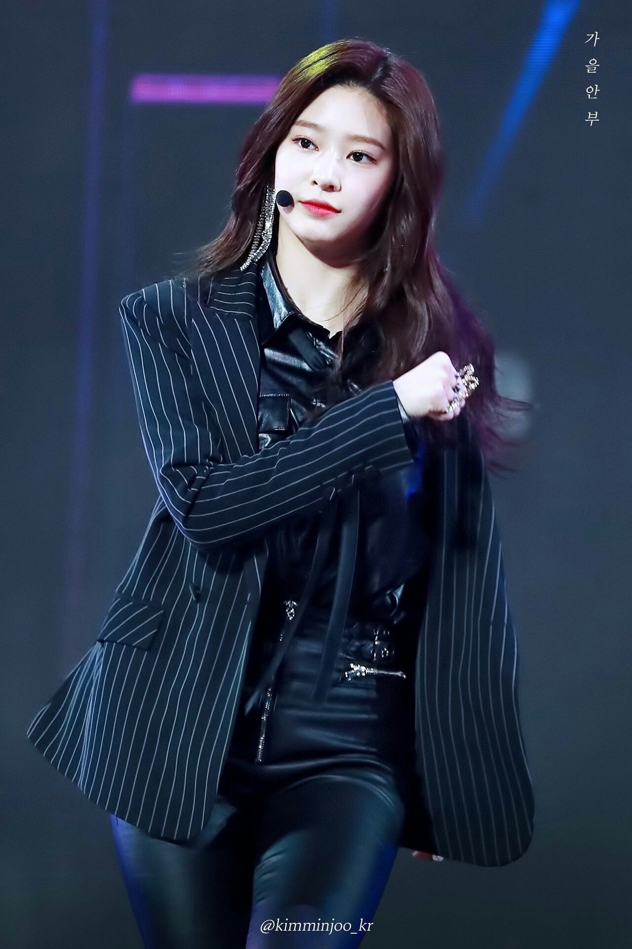 아이즈원 김민주 최애사진