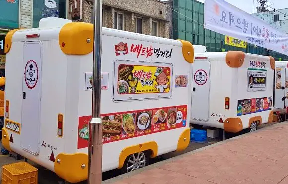 생방송오늘저녁 아산 온양온천역 시장이 반찬 온양전통시장 통문어 짬뽕, 토스트, 츄러스 간식 먹거리 맛집 추천