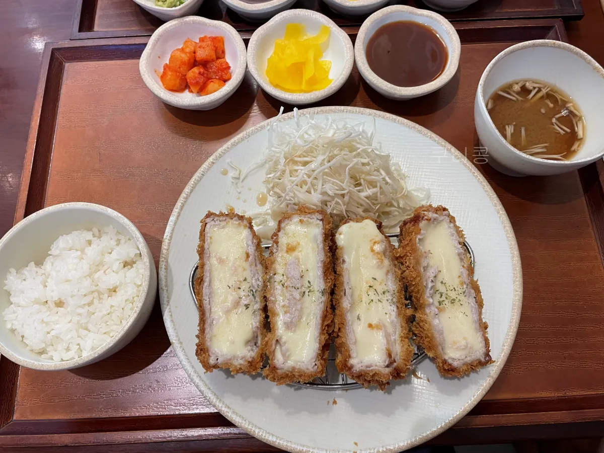 바삭한-돈가스-소바-마제소바-맛집-추천-(답십리점,-건대점-방문후기)