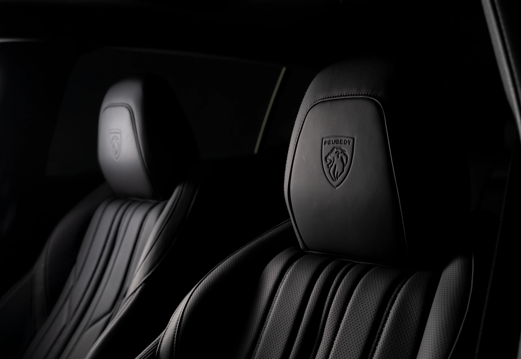 푸조 408, 쉐보레 트랙스와 크로스오버 시장 경쟁