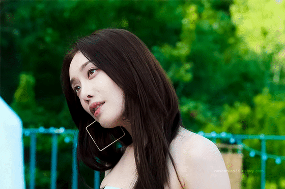 김히어라 이사라 gif