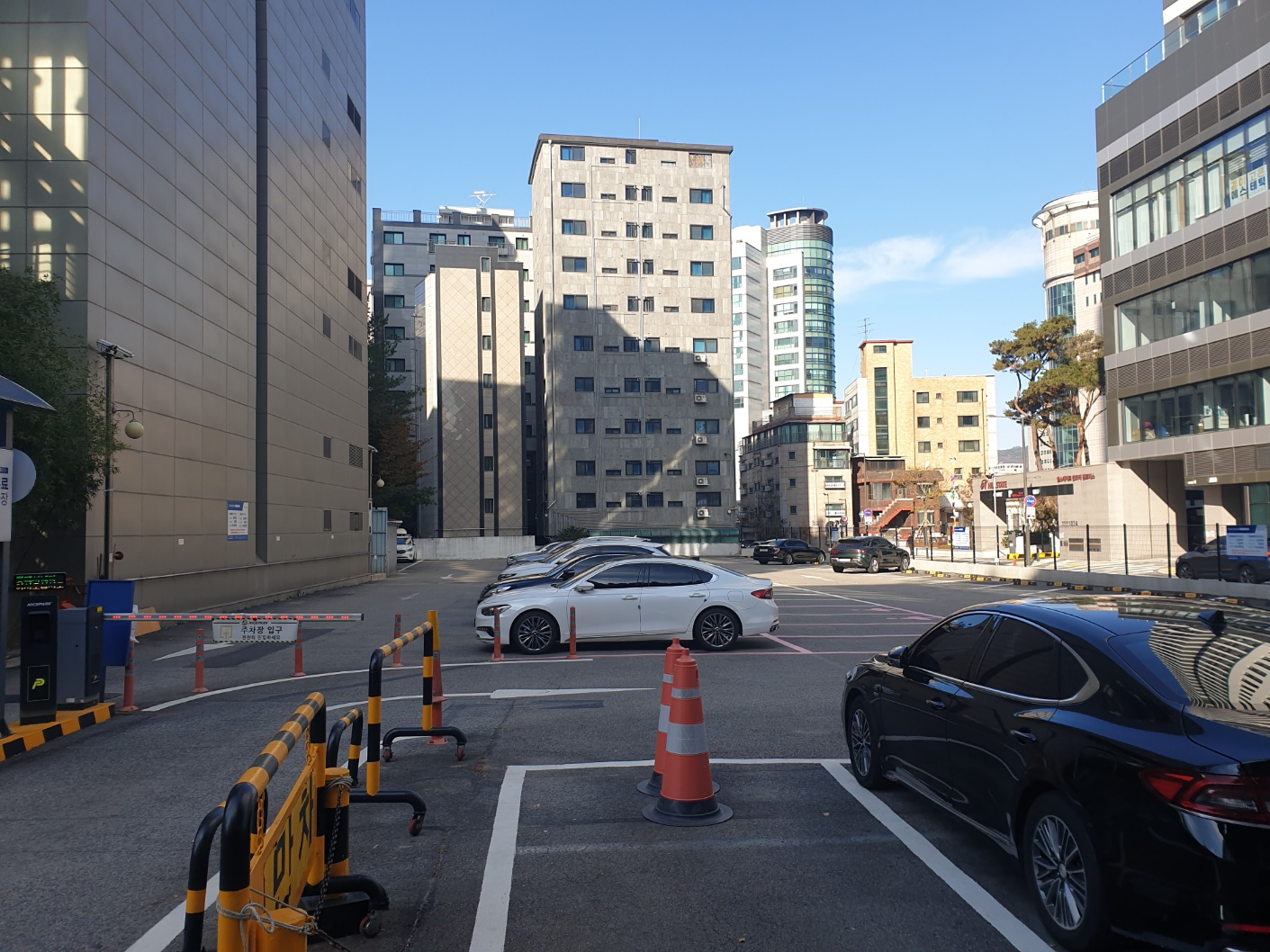 천호동 주차장(롯데시네마)