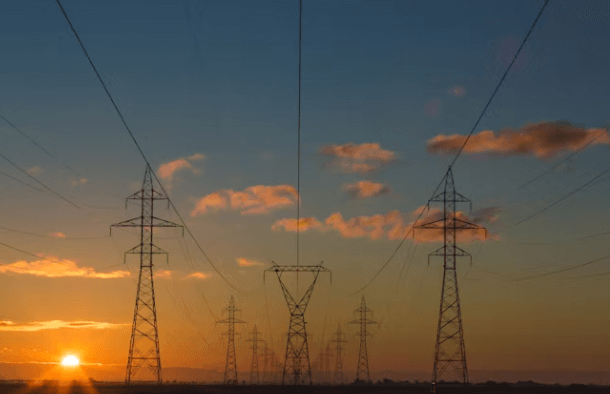 연준 금리 인하와 인프라 주식: 배당 투자 매력 분석