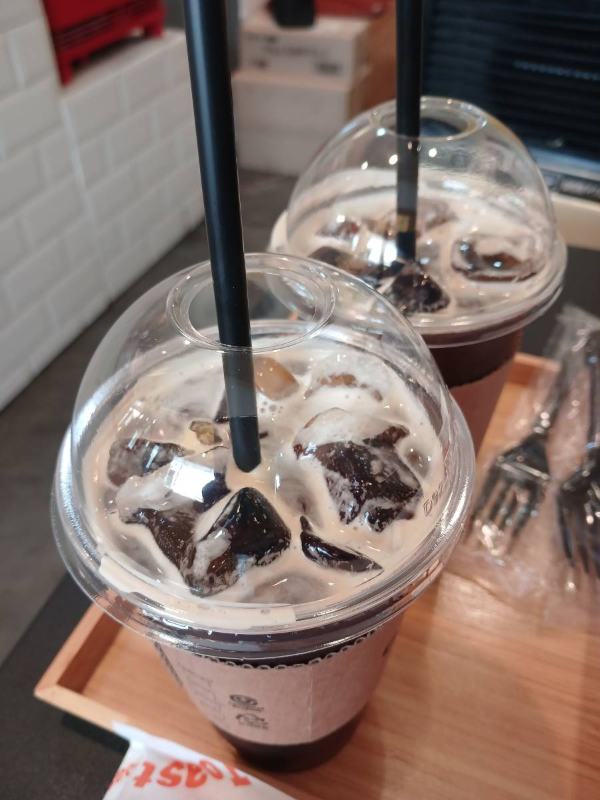 또스뜨 아이스아메리카노