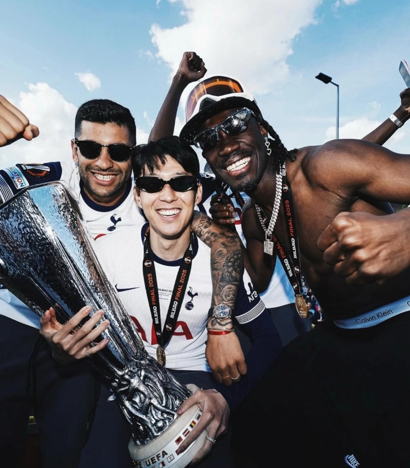 BTS V, 방탄소년단 뷔, 뷔 인스타그램, 손흥민 생일, 손흥민 뷔, 뷔 조성진, 뷔 손흥민 조성진, 조성진 피아니스트, 월드스타 우정, 셀럽 우정