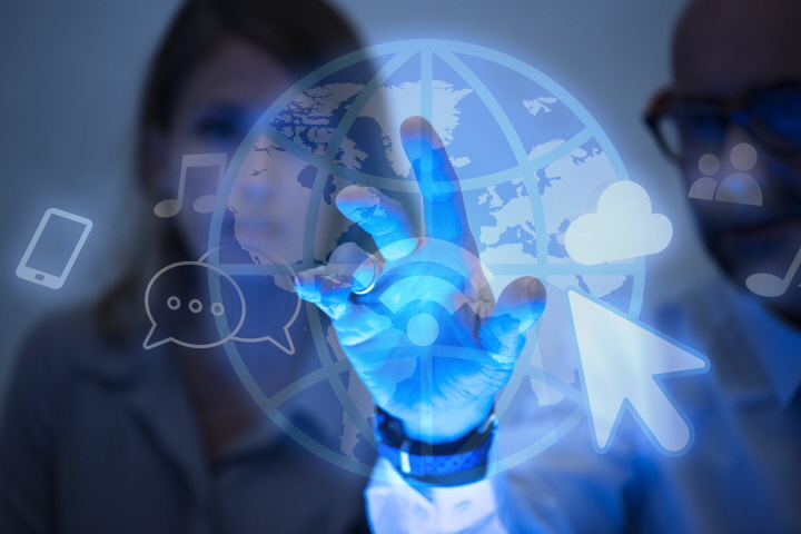 IoT 서비스에서 에지와 클라우드를 병행 활용하는 전략