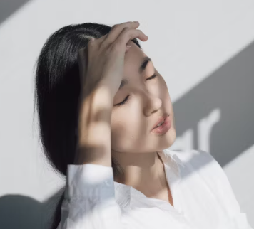 만성 두통 진단기준 합병증 관리 방법