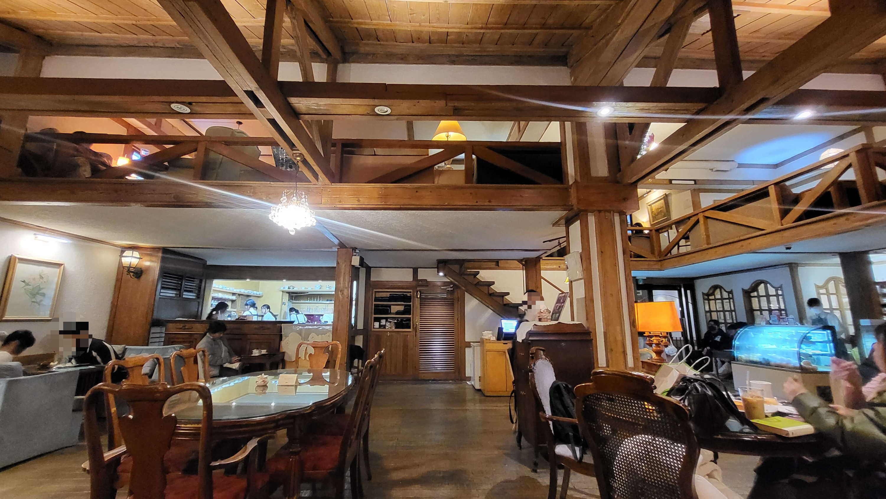 명동 핫플 코인카페 1호점