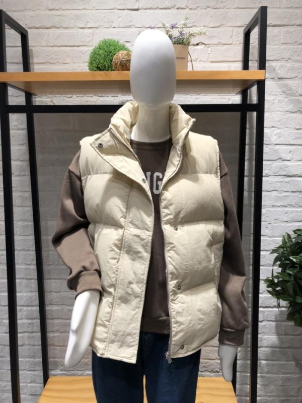 파파야 옆트임패딩조끼 PNMRVT002D