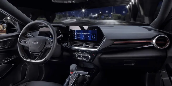 트랙스 크로스오버 RS트림 실내