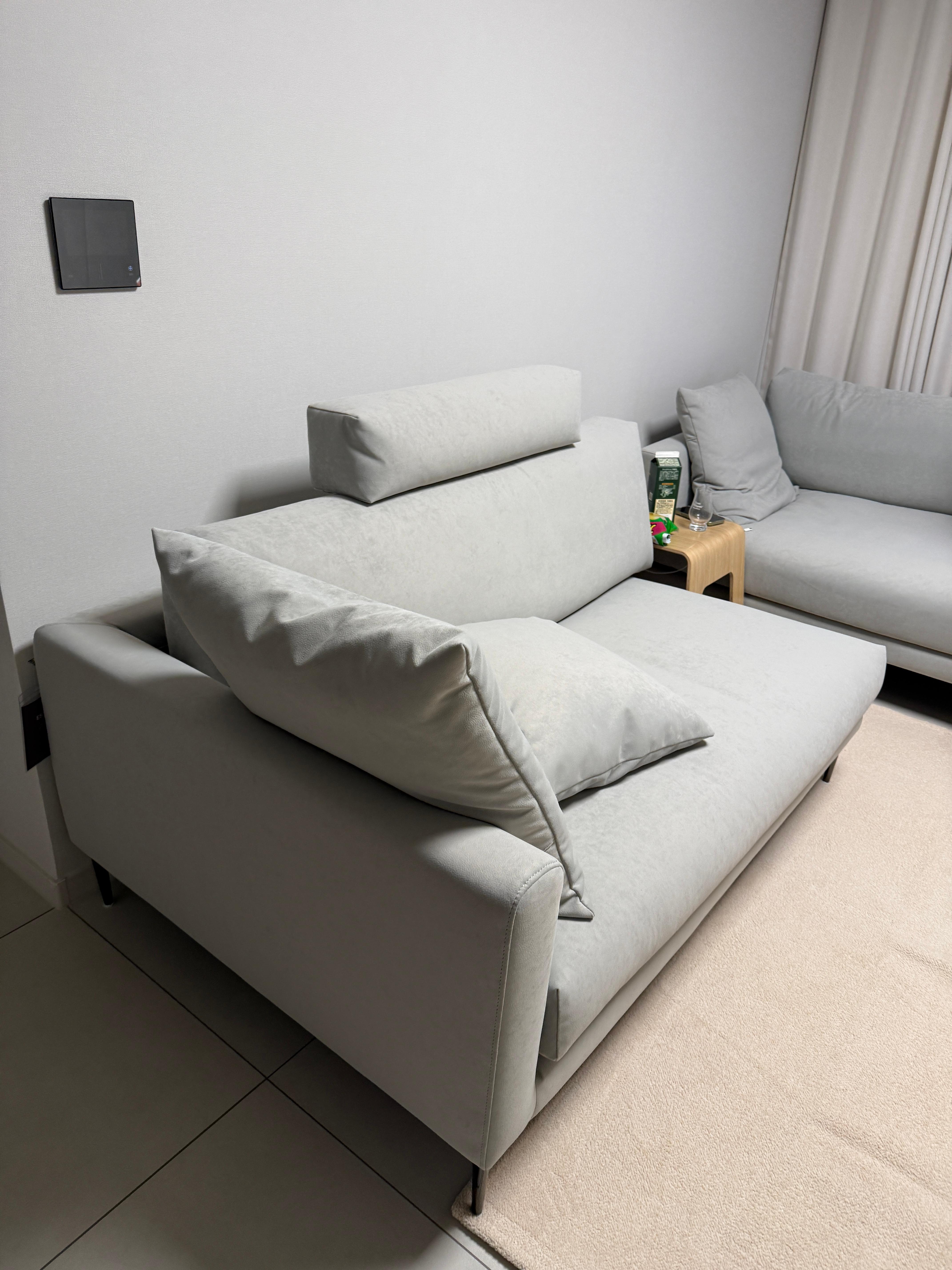 에싸 일산 플래그십스토어 방문기 리아드업 소파 신혼집 후기