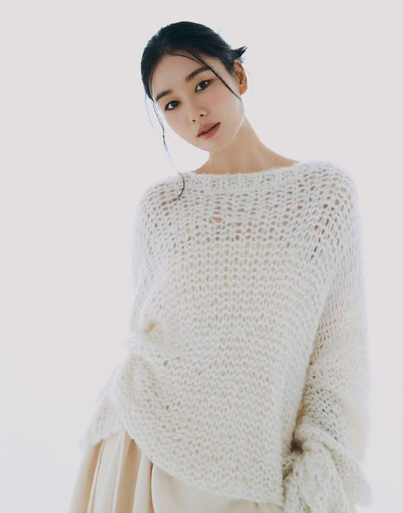 배우 안은진이 MBC 드라마 &#39;연인&#39; 종영 인터뷰를 진행했다. [사진=UAA]