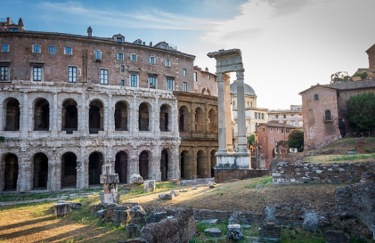 시간 여행을 떠나다: 역사가 숨 쉬는 도시 탐방기
