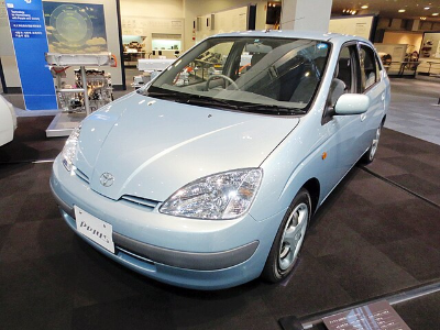 도요타 프리우스 1세대