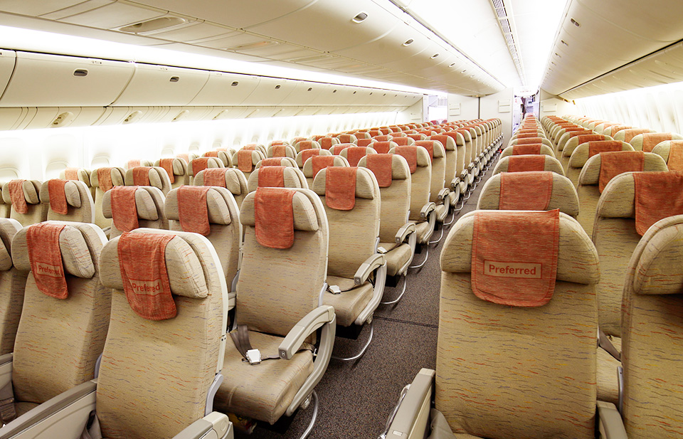 아시아나항공 보잉 B777 기본정보, 좌석배치도, 좌석 간격