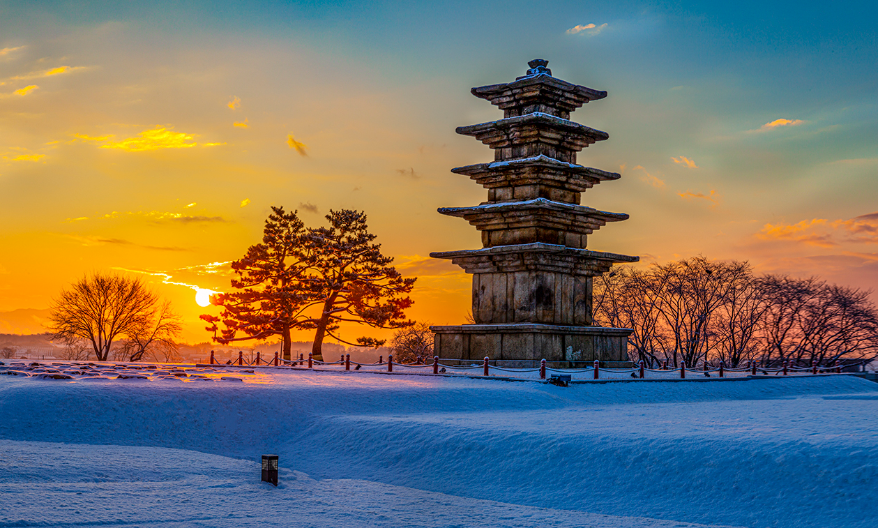 익산 백제왕궁 일출