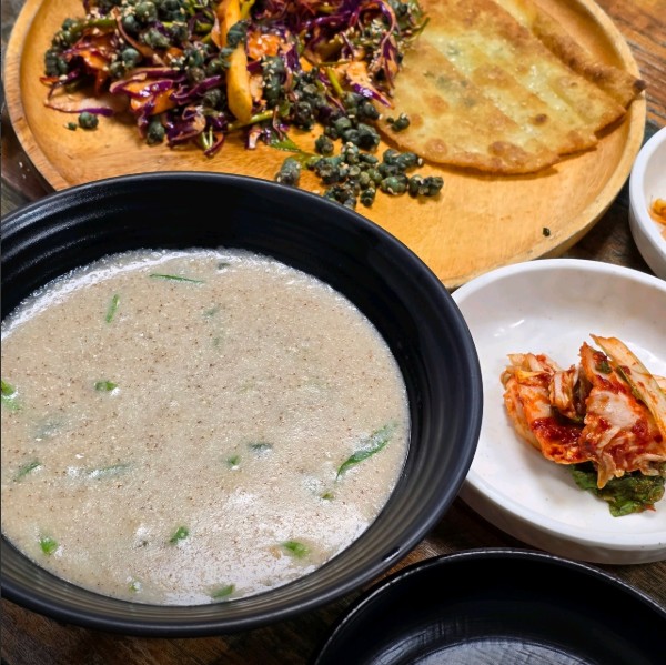 밀양 고기삭딩 메뉴 이미지