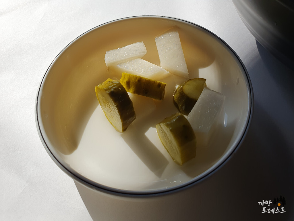 의왕 청운누룽지 백숙 동치미