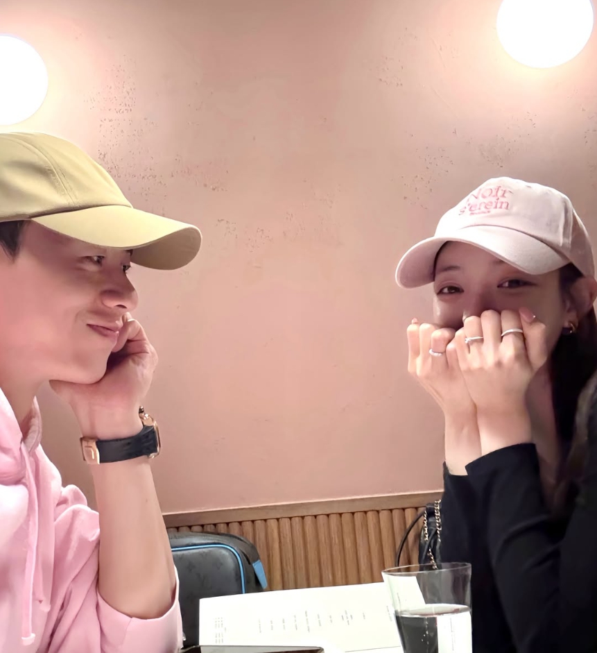 이관희 유시은