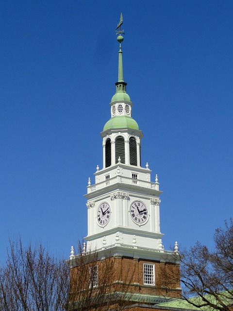 다트머스 대학교 학교 건물 사진