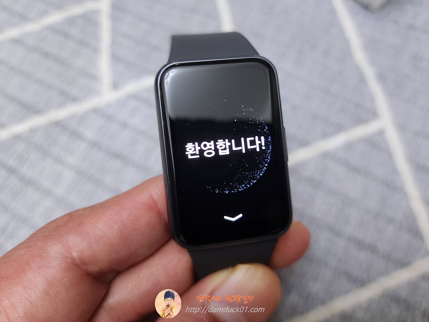 갤럭시 핏3 최초 부팅