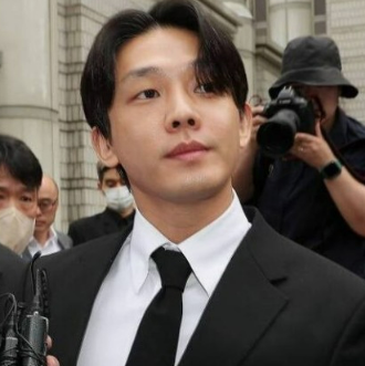 유아인 이태원집