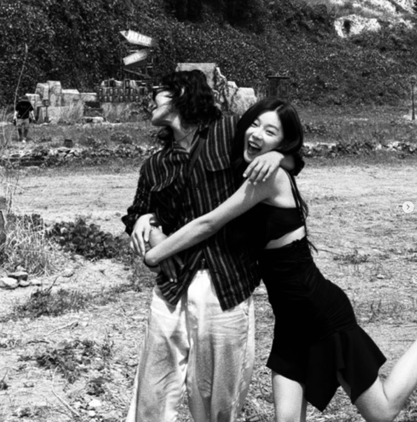 이시안-육준서-럽스타그램-커플사진-공개!-현커-솔로지옥-4