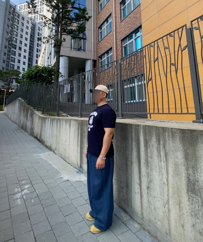 데일리룩('26. 7. 25.)곤니치와봉쥬르 빈티지 투톤 볼캡, 디그랜드마틴 인디언 티셔츠, 그리너리 크리드 와이드 데님팬츠, 케이엔드 나바호 터키석 팔찌, 나이키 코르테즈 래빗
