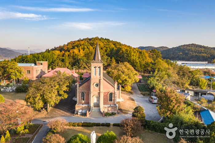 가실성당 (출처:한국관광공사)