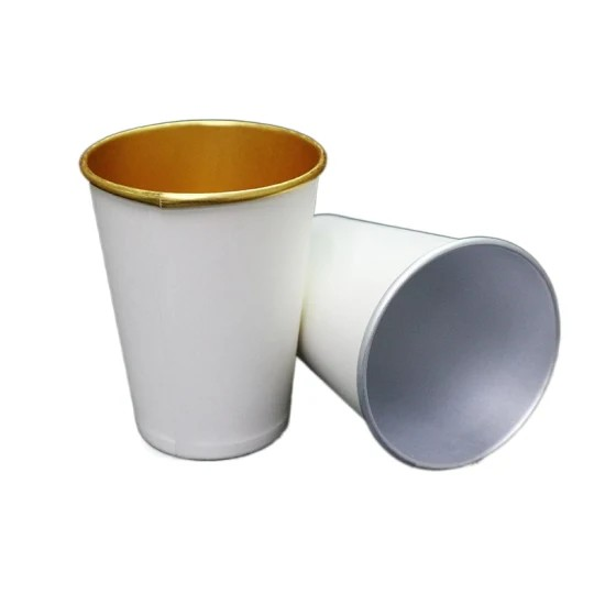 종이호일과 종이컵