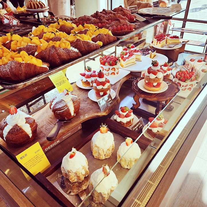 생방송오늘저녁 한옥 베이커리 전참시 이영자 배종옥 망고주스 앙버터 생크림 과일 크로와상 딸기 카스테라 양평 맛집 추천