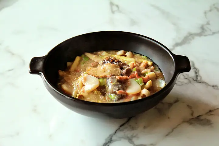 초류향 참깨오리 문어 양장피 대만식 마늘종 볶음 을지로 입구 역 맛집 추천 생방송투데이 리얼맛집 오늘방송 먹킷리스트