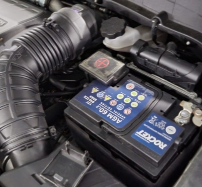 자동차-배터리-방전