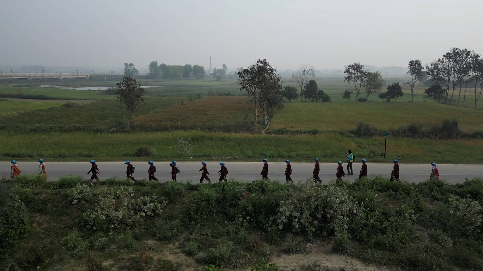 세상을 뒤흔든 43일