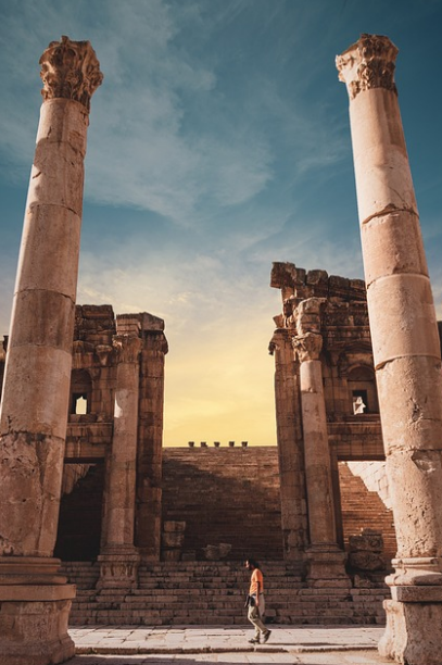 로마의 도로망과 포장 기술: 고대 로마의 전통과 혁신