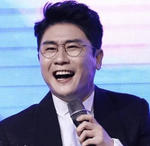 영탁 학력