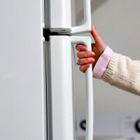 냉장고-여는-사진