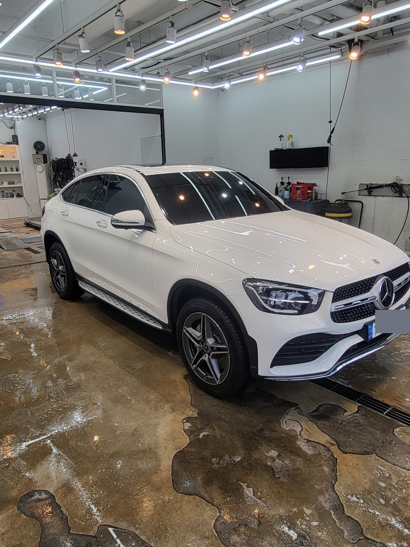 크리스탈 디테일링 센터 GLC 쿠페