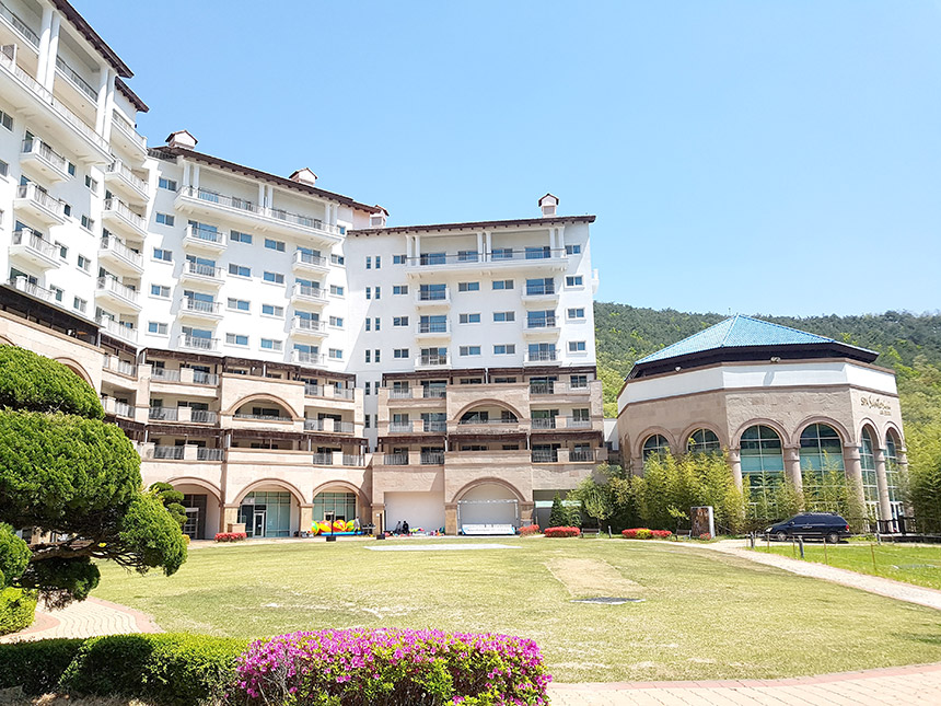 STX 리조트 후면