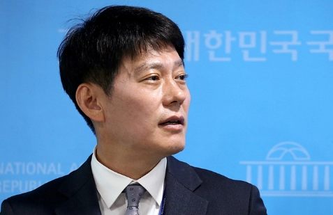 한민수 프로필 나이 고향 학력 경력 평가