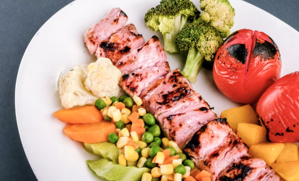 근육 트레이닝 할 때 도움을 주는 영양소는? 면역력 저하 예방에 중요안 비타민C A D E와 아연