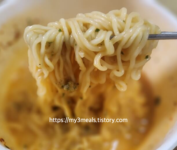 신라면 툼바 면