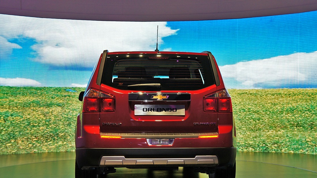 쉐보레 올란도 2018년형 완전후면 사진 출처 다음자동차