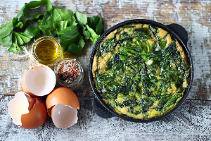 계란으로 만든 시큼시 프리타타