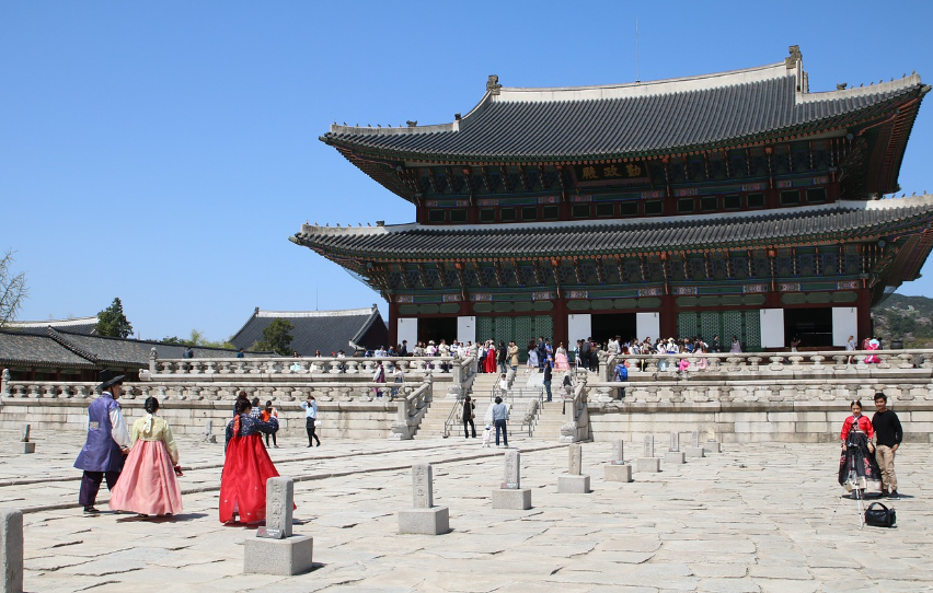 경복궁 야간개장 한복대여