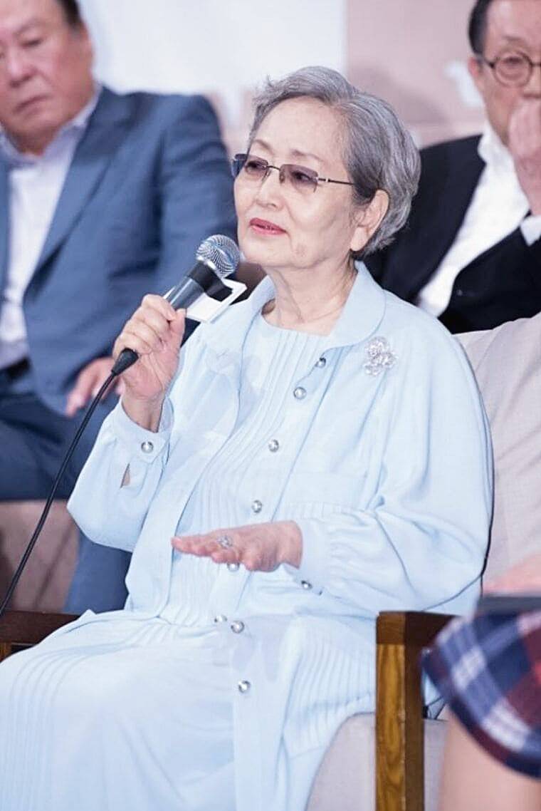 배우-김영옥