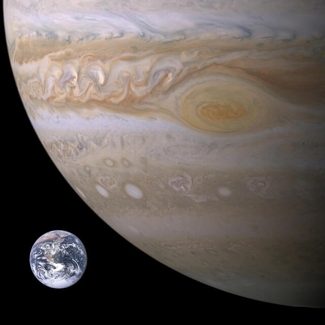 목성-쪽에서-보이는-지구-사진