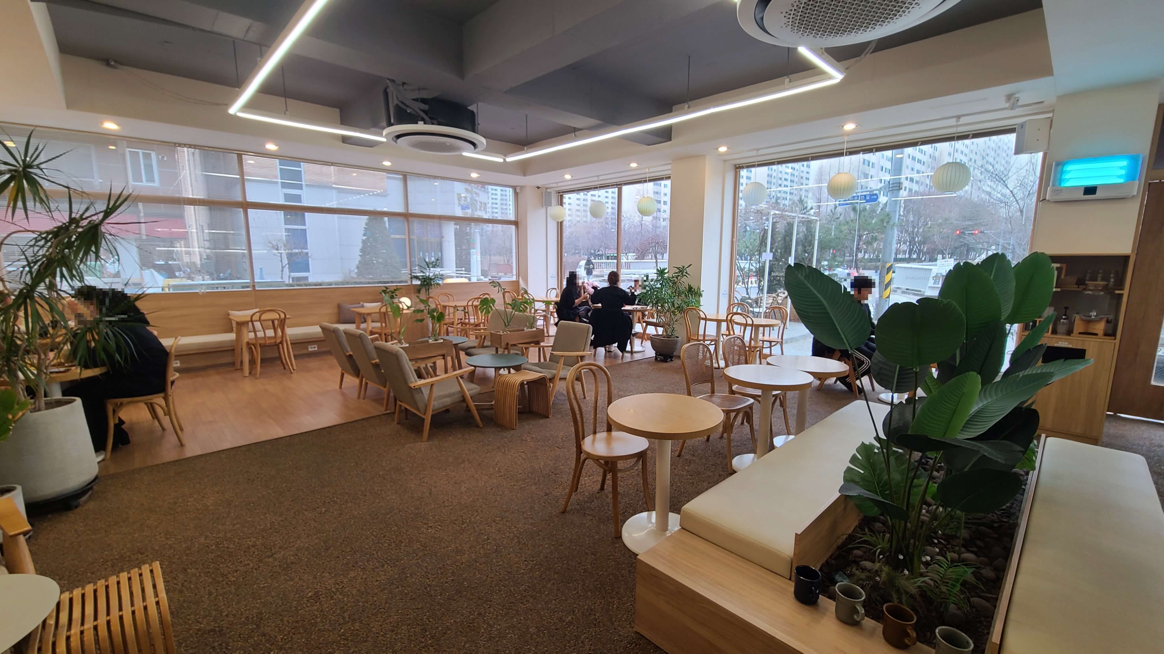 카페동네-인천-서운점-인테리어-2