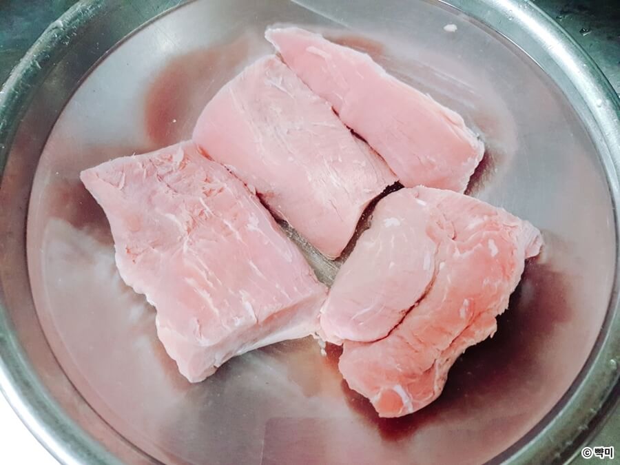 돼지고기-메추리알-장조림-만드는-법-장조림-만들기